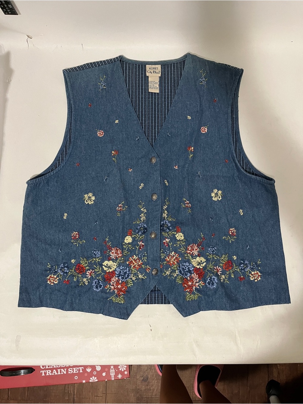 Koret Blue Denim Vest with Multicolor Floral Embroidery